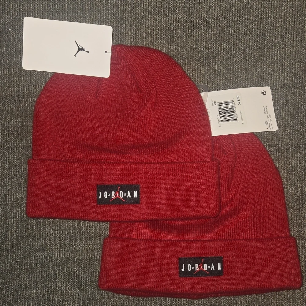 Jordan Winter Hat - Picture 5 of 5